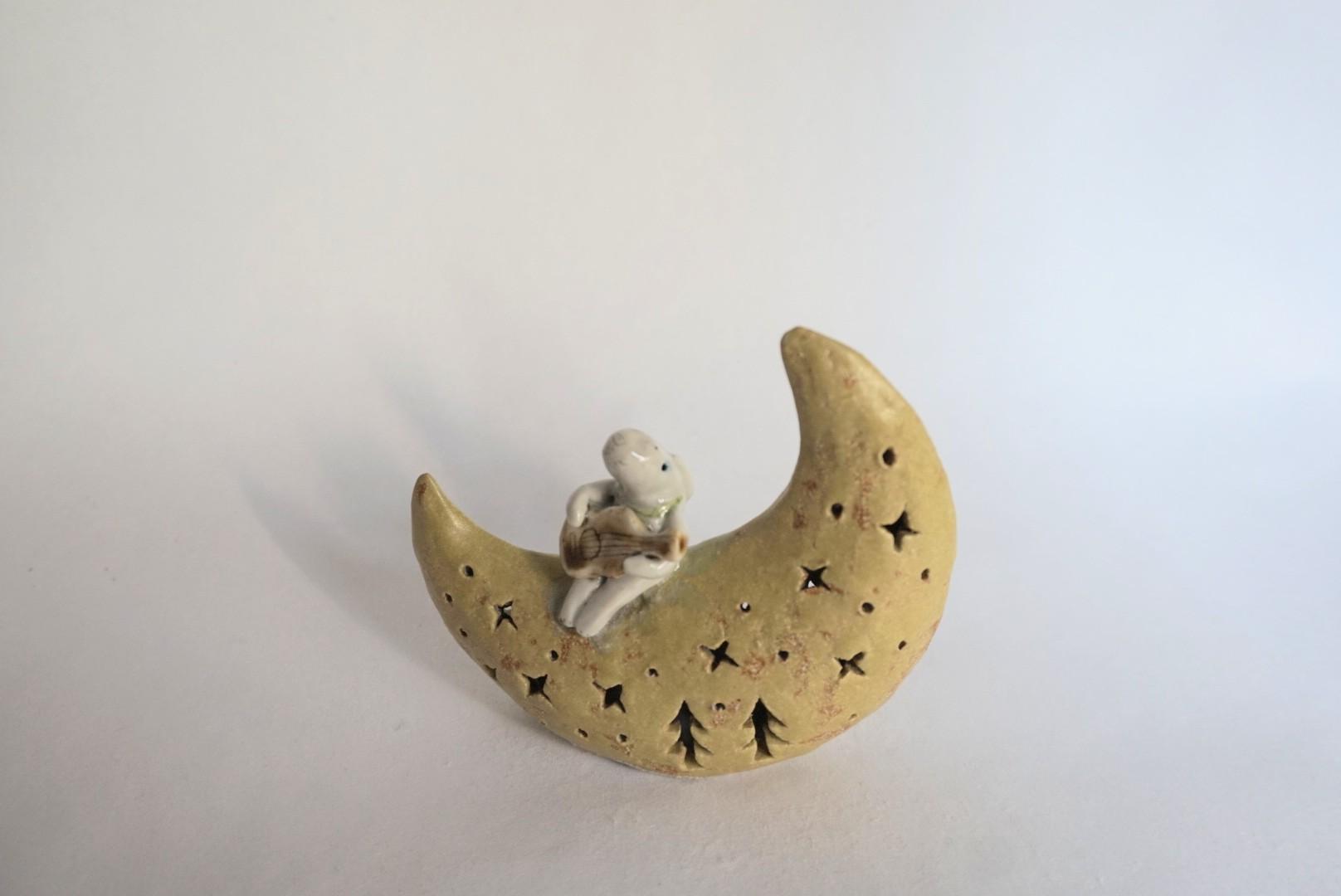 『月夜のコンサート』　月うさぎ　置物　陶器