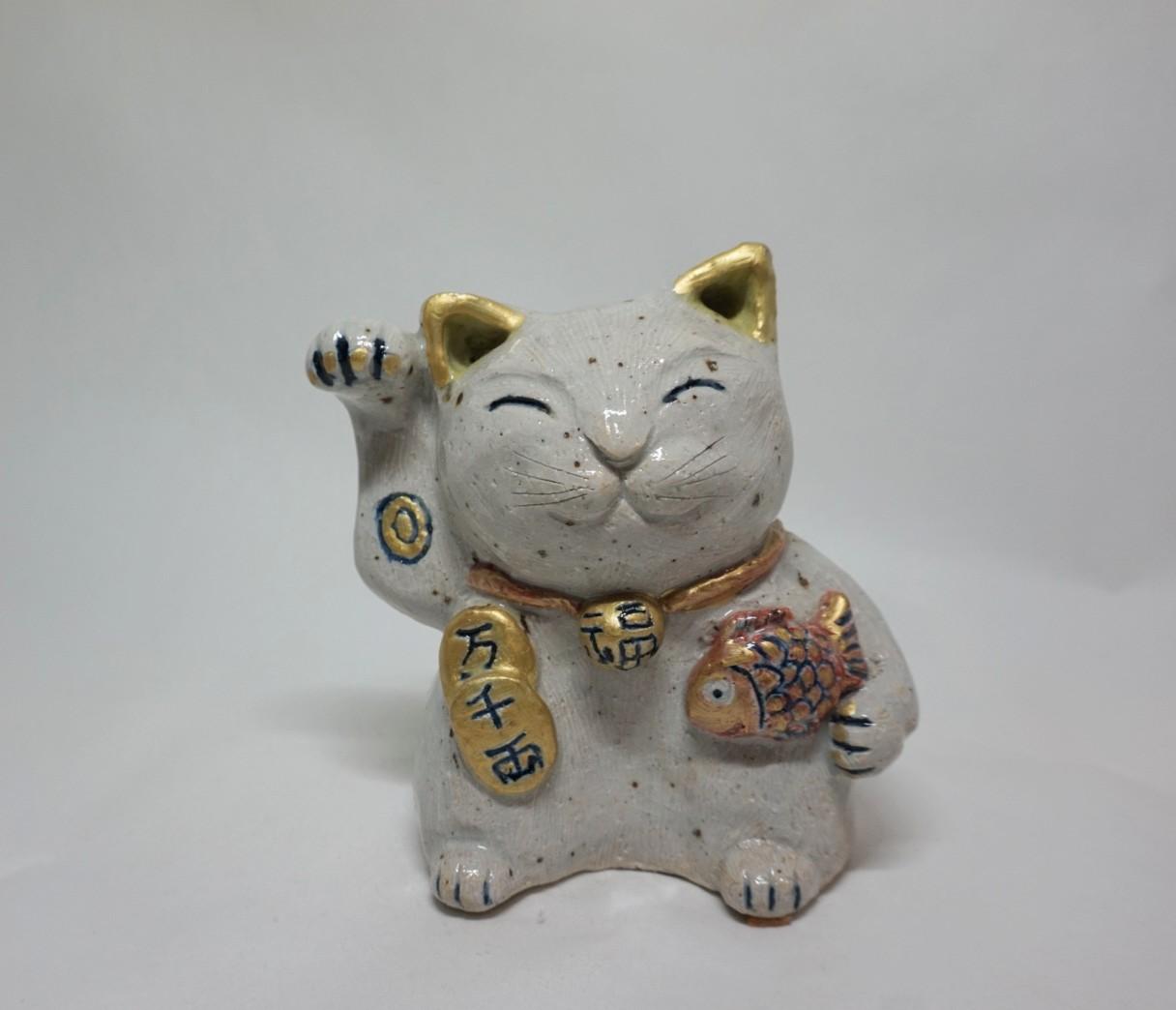 招き猫　福猫　お祈り猫 ねこ　置物